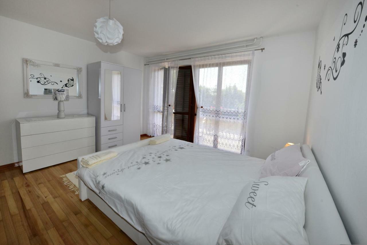 Apartment Kuki Πόρετς Εξωτερικό φωτογραφία