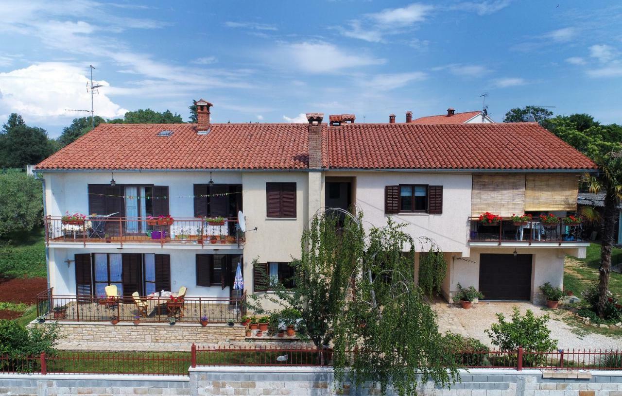 Apartment Kuki Πόρετς Εξωτερικό φωτογραφία