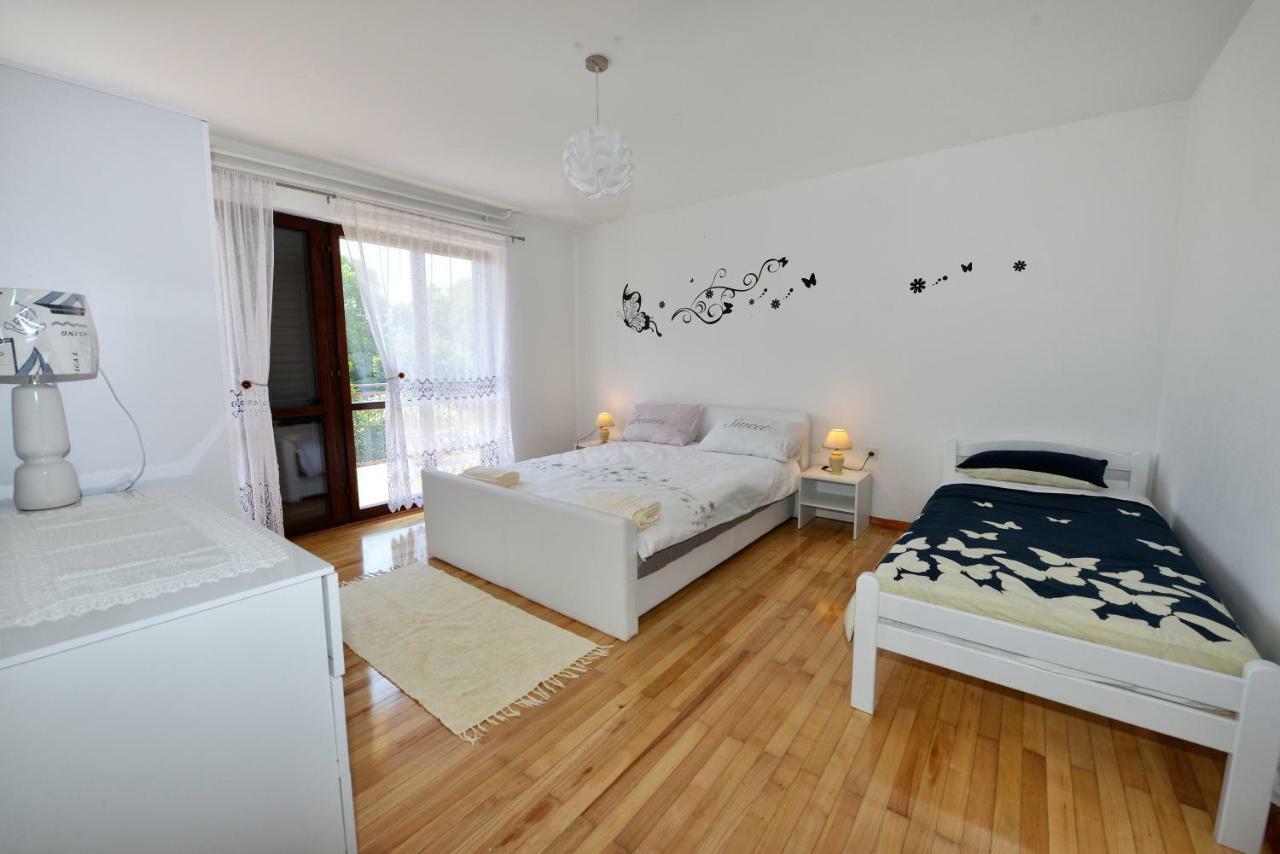 Apartment Kuki Πόρετς Εξωτερικό φωτογραφία