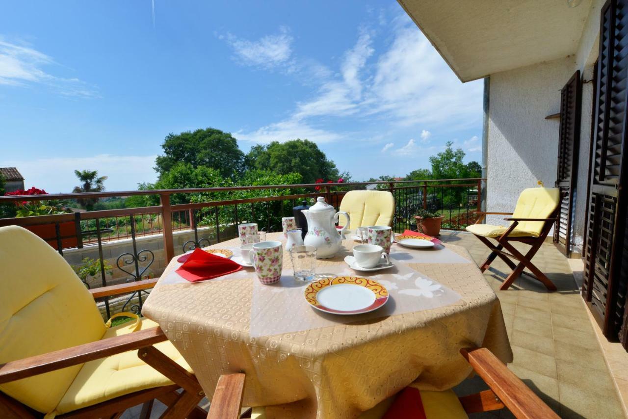 Apartment Kuki Πόρετς Εξωτερικό φωτογραφία