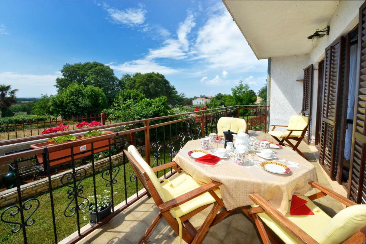 Apartment Kuki Πόρετς Εξωτερικό φωτογραφία