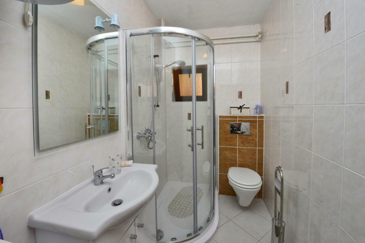Apartment Kuki Πόρετς Εξωτερικό φωτογραφία